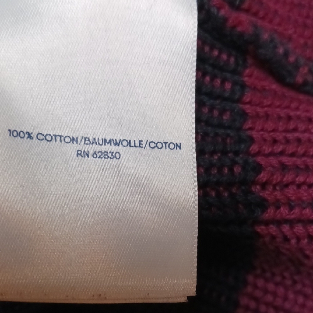 Black / Maroon Ribbed Sweater - Picture 5 of 5